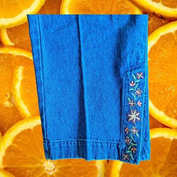 Christopher Banks Blue Jean with Embroidered Flower Capris Size 14 - Picture 4 of 5